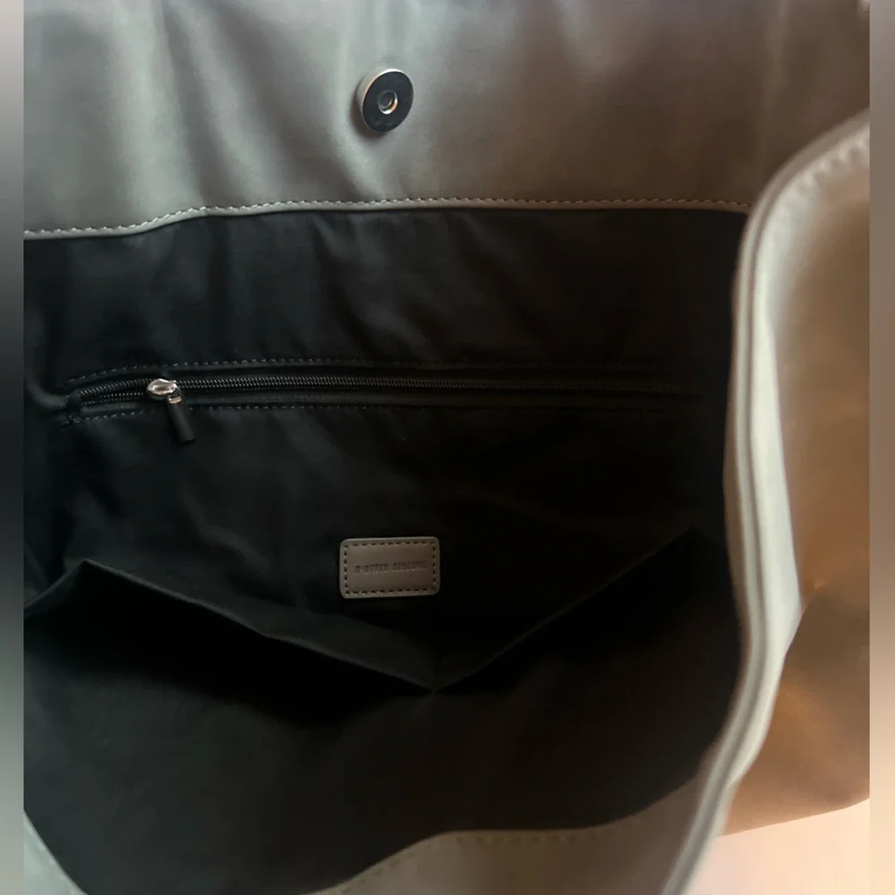 8 OTHER REASONS - Picture 5 of 8